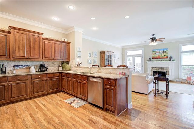 1659 Ridenour Parkway NW, Kennesaw, GA 30152