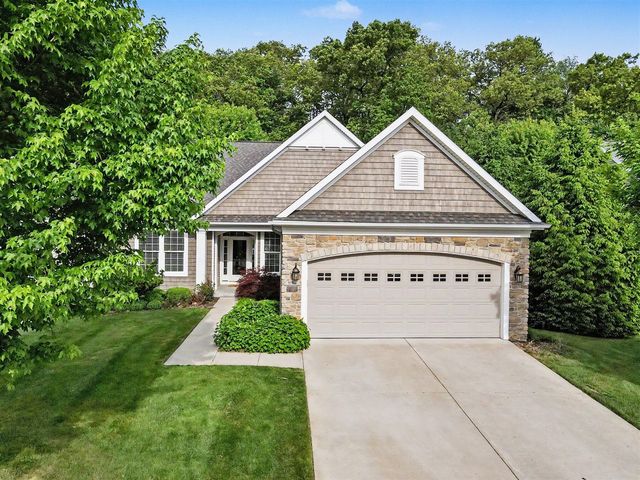 8888 Oakland Hills Circle, Portage, MI 49024