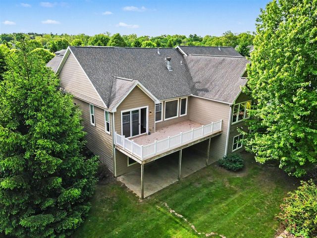 8888 Oakland Hills Circle, Portage, MI 49024