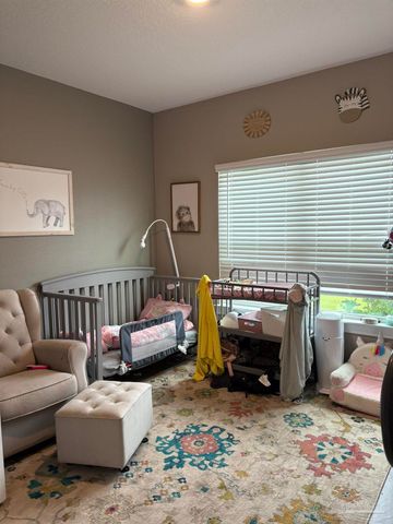 1458 Ballyhoo Dr, Gulf Breeze, FL 32563