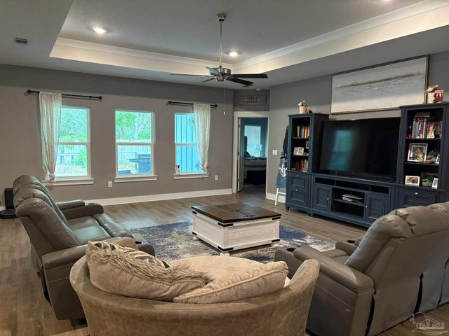 1458 Ballyhoo Dr, Gulf Breeze, FL 32563