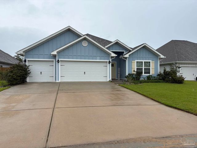 1458 Ballyhoo Dr, Gulf Breeze, FL 32563