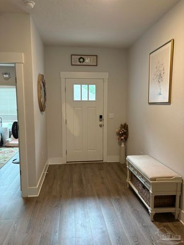 1458 Ballyhoo Dr, Gulf Breeze, FL 32563