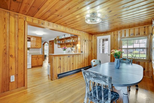 57 Bourbeau St, Chicopee, MA 01020