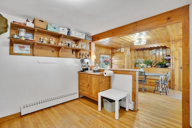 57 Bourbeau St, Chicopee, MA 01020
