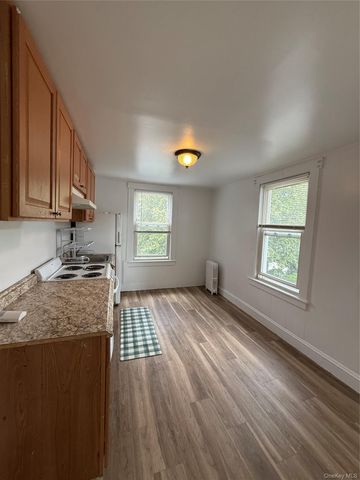 604 1st Avenue, New Hyde Park, NY 11040