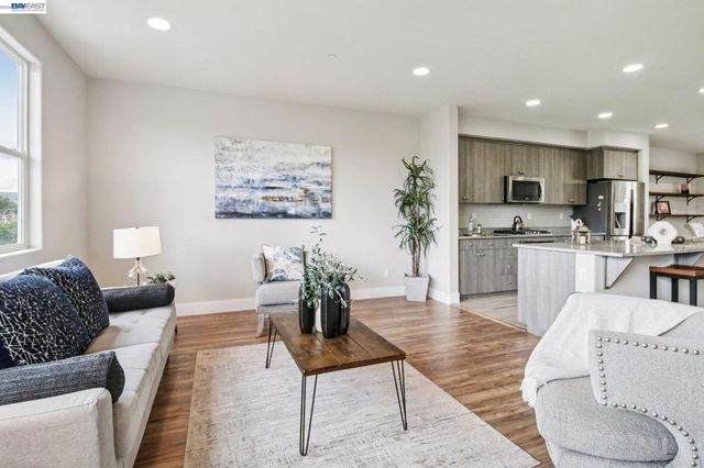 5679 Melodia Cir, Dublin, CA 94568