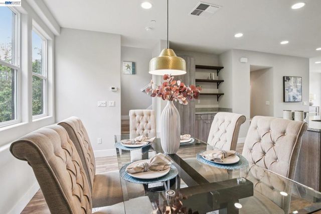 5679 Melodia Cir, Dublin, CA 94568