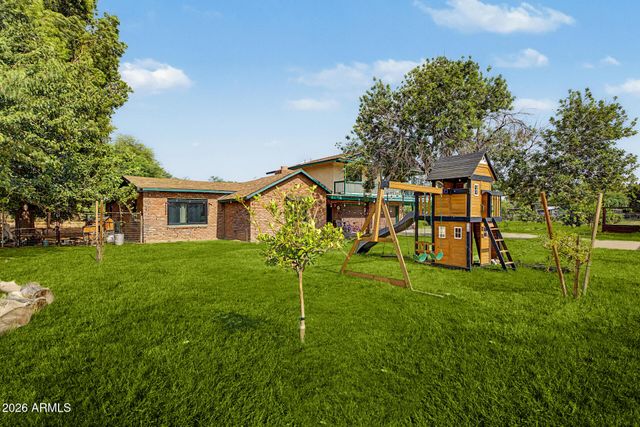 39625 N TAYLOR Street, San Tan Valley, AZ 85140