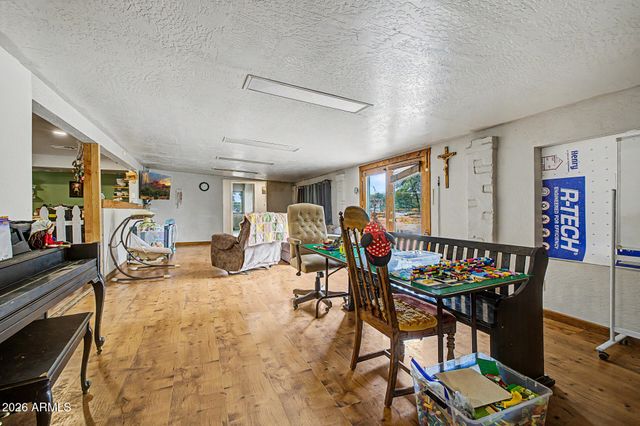 39625 N TAYLOR Street, San Tan Valley, AZ 85140