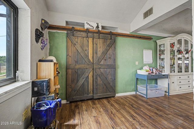 39625 N TAYLOR Street, San Tan Valley, AZ 85140
