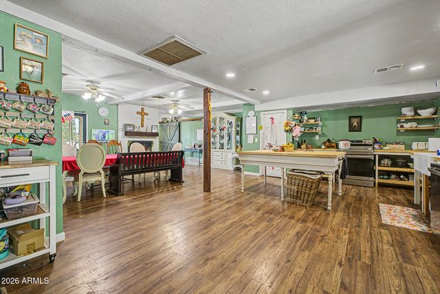 39625 N TAYLOR Street, San Tan Valley, AZ 85140