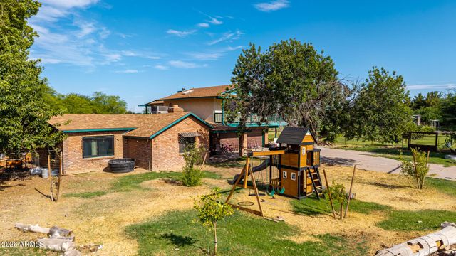 39625 N TAYLOR Street, San Tan Valley, AZ 85140