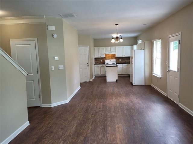 6010 Stonebrook Lane, Austell, GA 30106