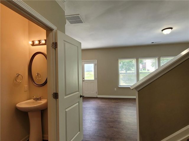 6010 Stonebrook Lane, Austell, GA 30106