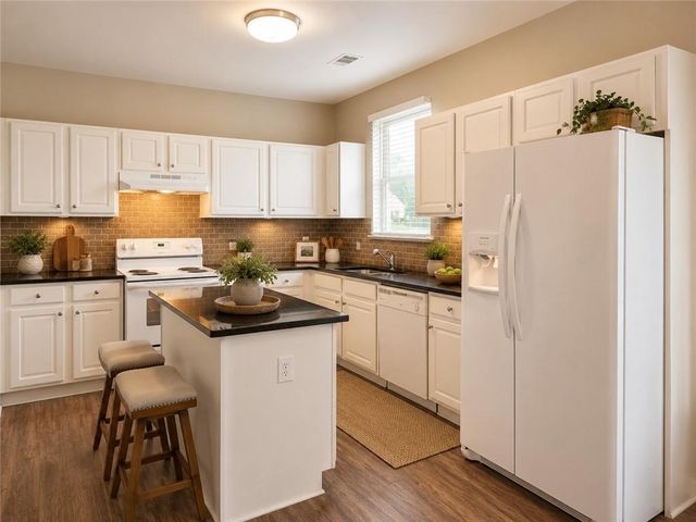 6010 Stonebrook Lane, Austell, GA 30106