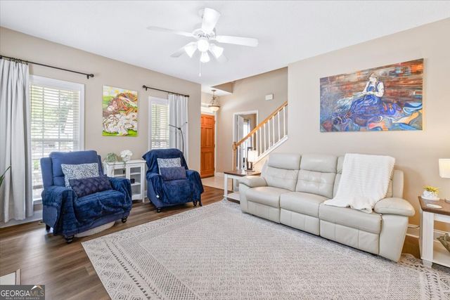 105 Cottage Court, Richmond Hill, GA 31324