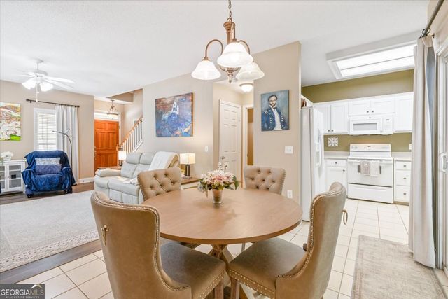 105 Cottage Court, Richmond Hill, GA 31324