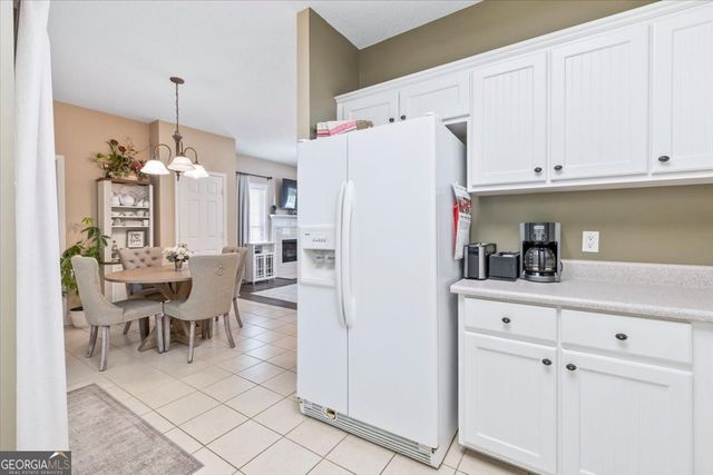 105 Cottage Court, Richmond Hill, GA 31324