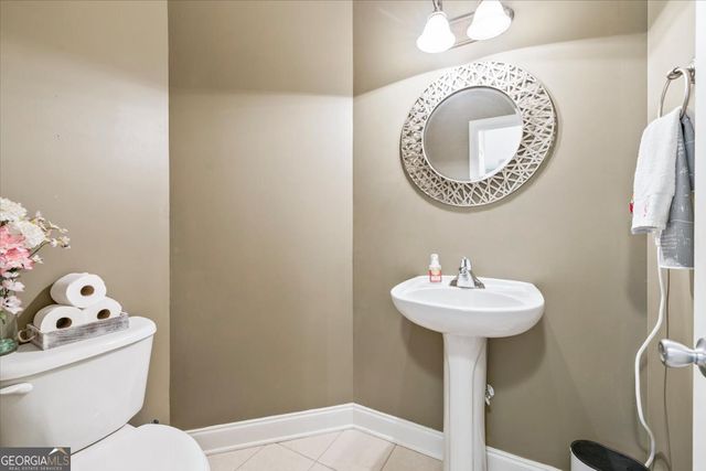 105 Cottage Court, Richmond Hill, GA 31324