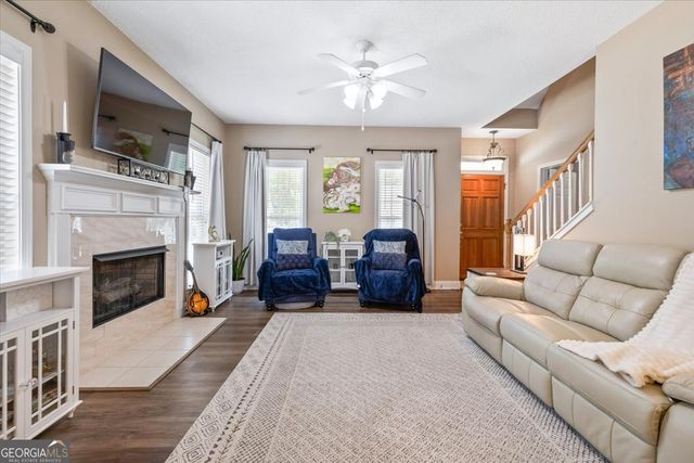 105 Cottage Court, Richmond Hill, GA 31324