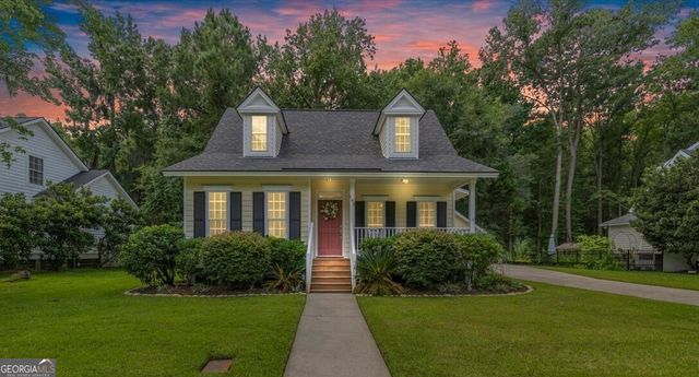 105 Cottage Court, Richmond Hill, GA 31324