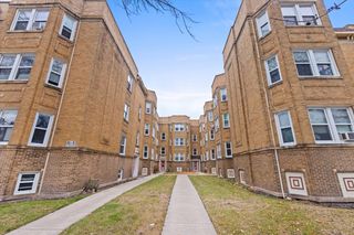 6418 N Richmond Street 2W, Chicago, IL 60645