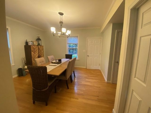 10 Cedar St, Wellesley, MA 02481