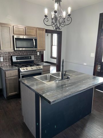 800 E Virginia Street, Evansville, IN 47711