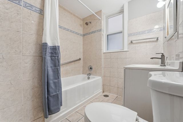 1625 S 47th Court 1, Cicero, IL 60804