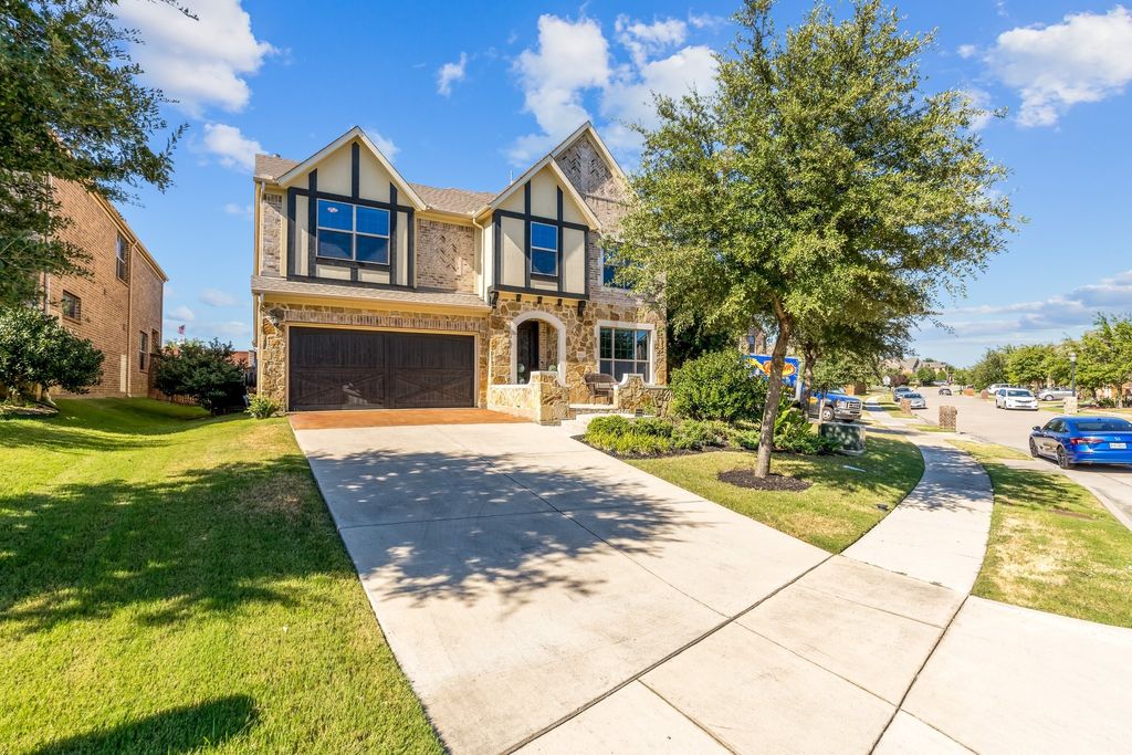 1052 Chickasaw Drive, Carrollton, TX 75010