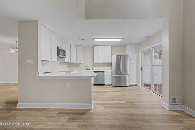 77 Picket Place, Freehold, NJ 07728