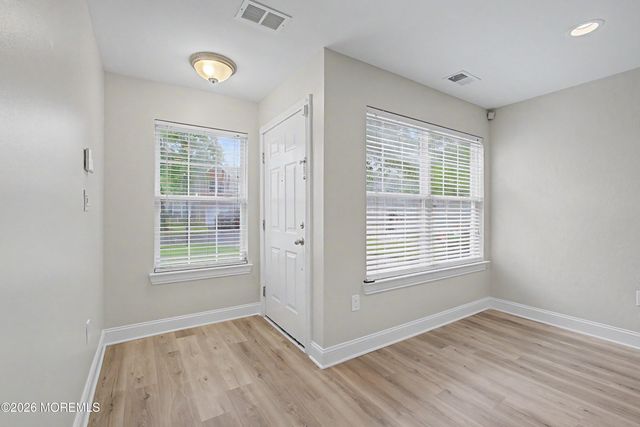77 Picket Place, Freehold, NJ 07728