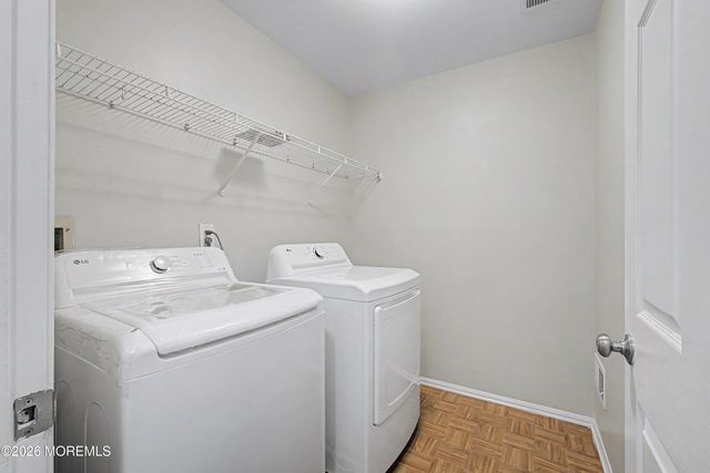 77 Picket Place, Freehold, NJ 07728