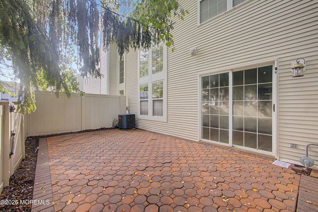 77 Picket Place, Freehold, NJ 07728