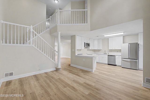 77 Picket Place, Freehold, NJ 07728