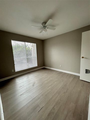 3900 Woodchase Drive 120, Houston, TX 77042
