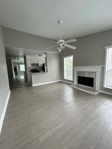 3900 Woodchase Drive 120, Houston, TX 77042