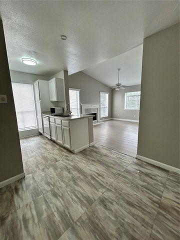 3900 Woodchase Drive 120, Houston, TX 77042