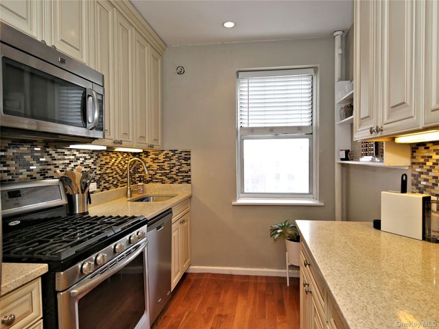 50 N Broadway 6L, White Plains, NY 10603