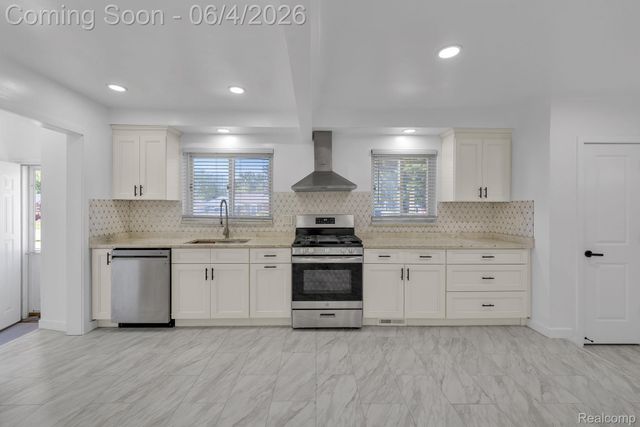 8145 Bailey Street, Taylor, MI 48180