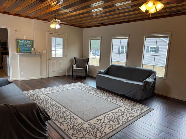 447 N Northern Light Road, Mears, MI 49436