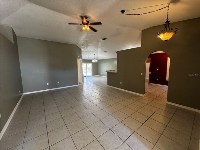 1043 VANDERBILT DRIVE, Eustis, FL 32726