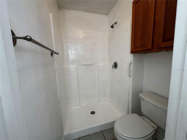 1043 VANDERBILT DRIVE, Eustis, FL 32726