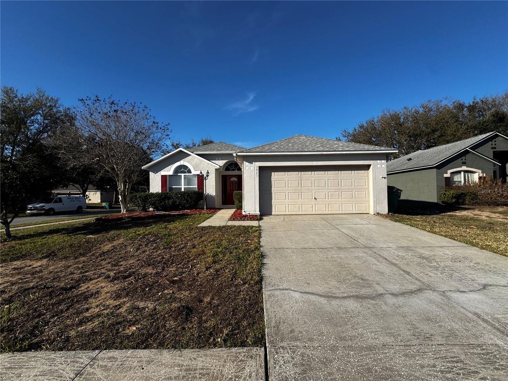 1043 VANDERBILT DRIVE, Eustis, FL 32726