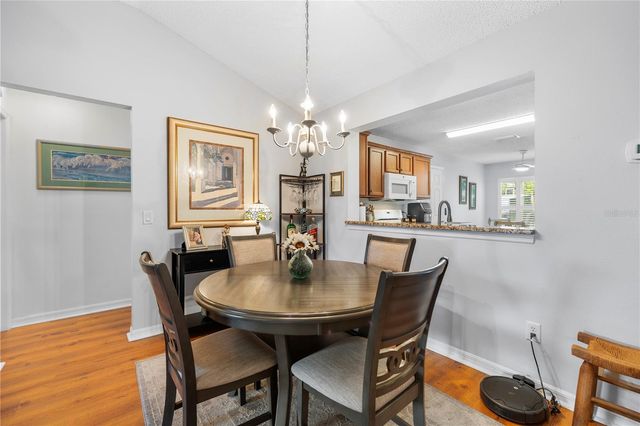 121 COSTA MESA DRIVE, Lady Lake, FL 32159