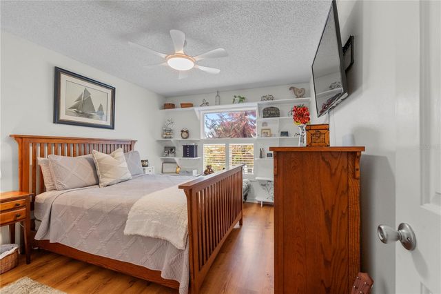 121 COSTA MESA DRIVE, Lady Lake, FL 32159