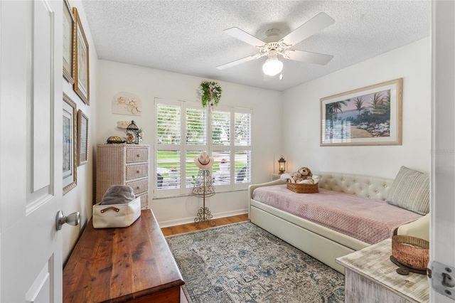 121 COSTA MESA DRIVE, Lady Lake, FL 32159