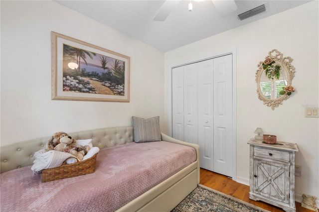 121 COSTA MESA DRIVE, Lady Lake, FL 32159