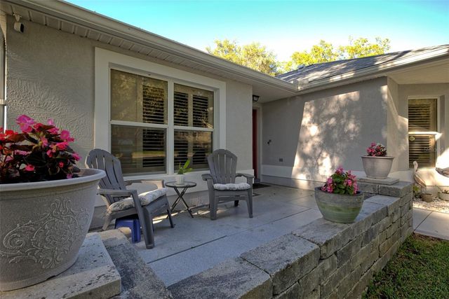 121 COSTA MESA DRIVE, Lady Lake, FL 32159